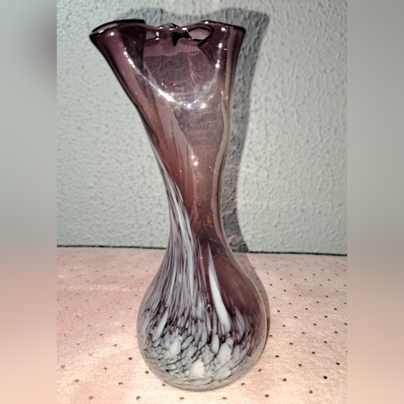 Vintage Mid Century Modern Hand Blown Glass Vase Purple  White Swirl Small - Picture 9 of 13
